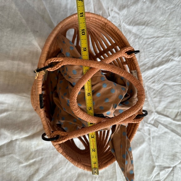 New Sans-Arcidet Collection Designer peach Raffia Woven Basket Bag - Picture 8 of 16